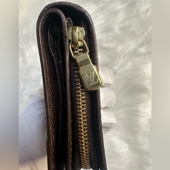 💯 Authentic Louis Vuitton Damier compact wallet - Picture 14 of 15